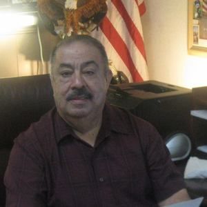 Meet your Posher, Carlos